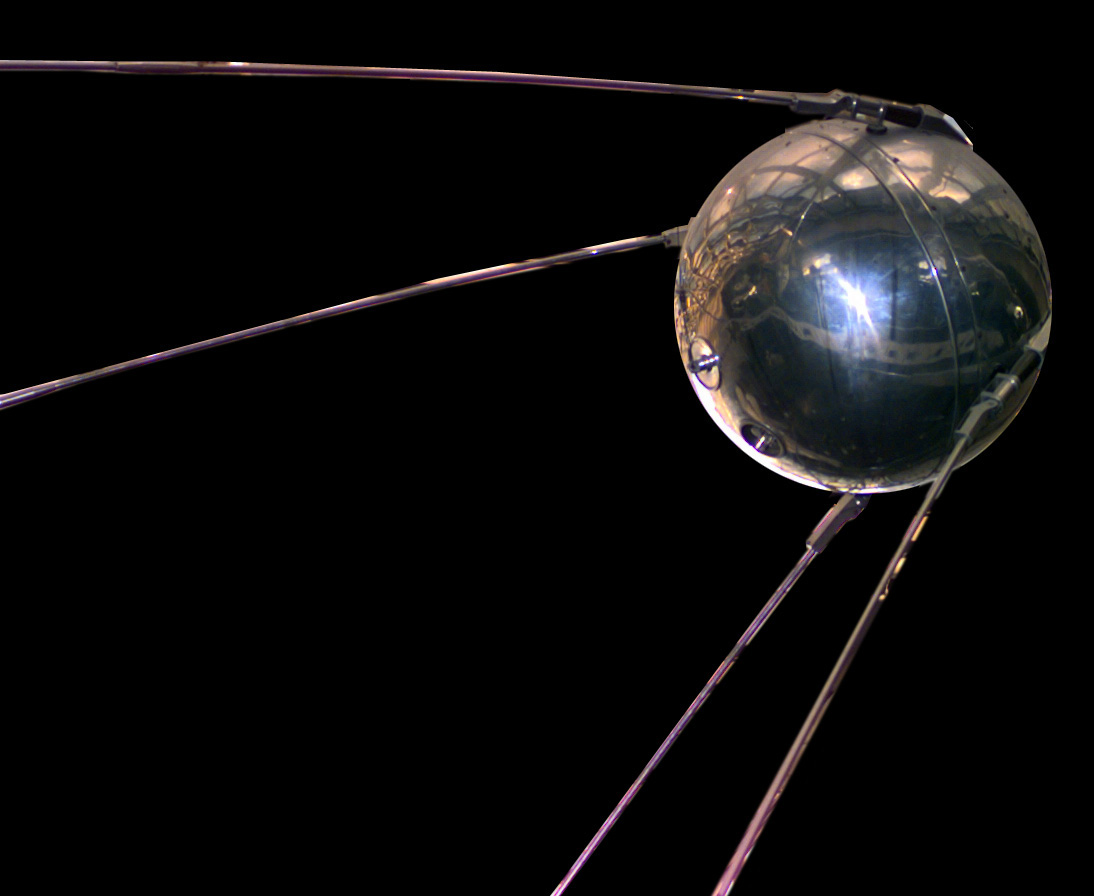 Sputnik Satelit Pertama Rusia Yang Diluncurkan Ke Luar Angkasa